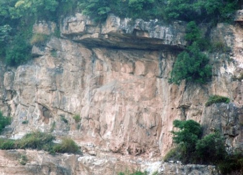 十渡村佛字